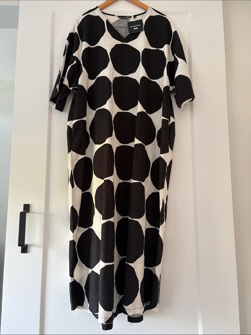 Uniqlo x Marimekko KIVET Black and White Polka Dot Kaftan Maxi Dress